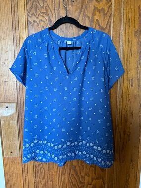 Old Navy Short-Sleeve Blouse